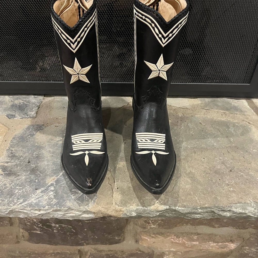 Vintage Black and White Western Boots